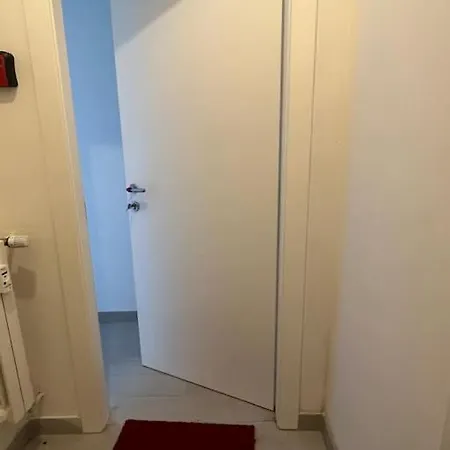 Stazione Centrale Viale Masini Apartmán *